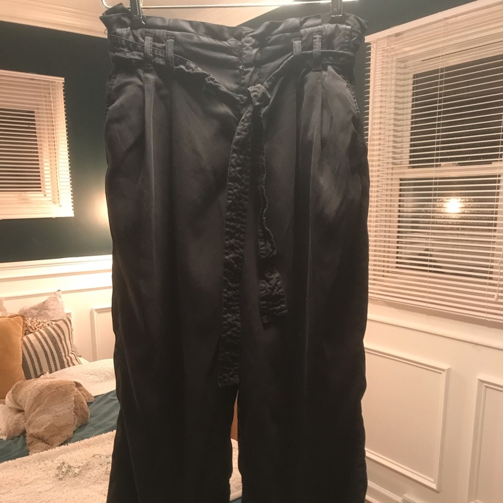 Zara paperbag pants